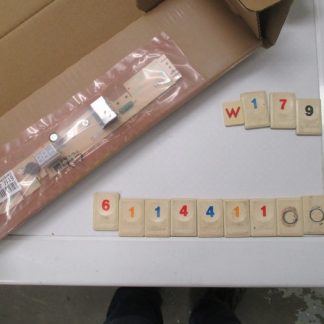 611441100