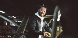 apprendo-man-met-friet