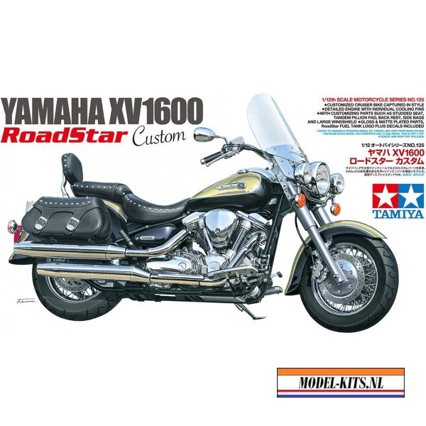 YAMAHA XV1600 ROAD STAR 1