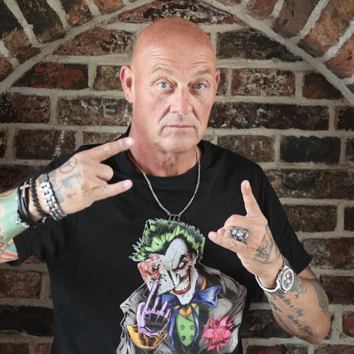 Martin de Haan (John Medley)