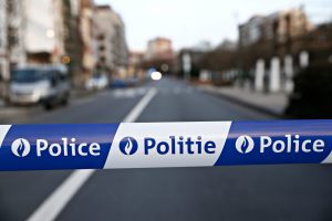 Een criminele organisatie zou zich vooral bezighouden met oplichting door gebruik te maken van een buitenlands callcenter.