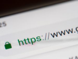 Zestig procent van de gebruikte certificaten bestaat uit zwakke domain validated certificaten, waarmee niet voldaan wordt aan beveiligingseisen.