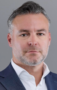 Matern was onder meer chief commercial & client officer bij TP. Hij is momenteel tevens voorzitter van de Vereniging Contactcenters Suriname, VCCS.