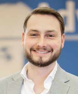 CYS Group is een adviesbureau dat organisaties helpt met groeien door inzicht te geven in zowel klant- als medewerkersbeleving.