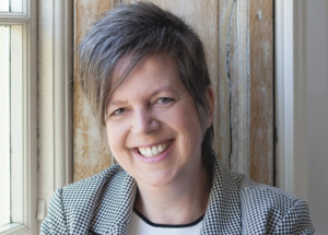 Communicatiespecialist Renata Verloop is ontsteld over de reacties op slechte chatbots bij gemeenten. Zo noemt VNG de chatbots ‘nog geen eindproduct’.