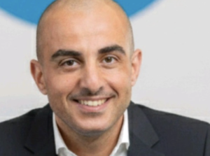 Bouchtaui was bij Delta werkzaam als Manager Operations Customer Care. Hij heeft een lange staat van dienst in klantcontact.