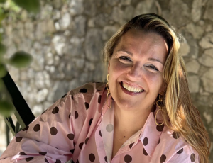 Daniëlle Morf stopt per 1 augustus als Chief Value Officer en gaat verder als ondernemer. Morf werkt aan de ontwikkeling van een nieuwe applicatie.