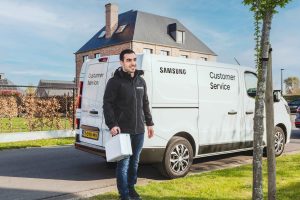 Samsung lanceert de Repair Bus: een mobiele reparatieservice aan huis voor Galaxy-smartphones in Amsterdam en Rotterdam.