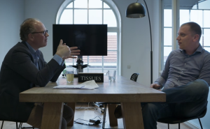 Ik zat - met verbazing - onder andere te kijken naar een gesprek dat begint bij ‘hoe het gaat’ en eindigt met ontslag.